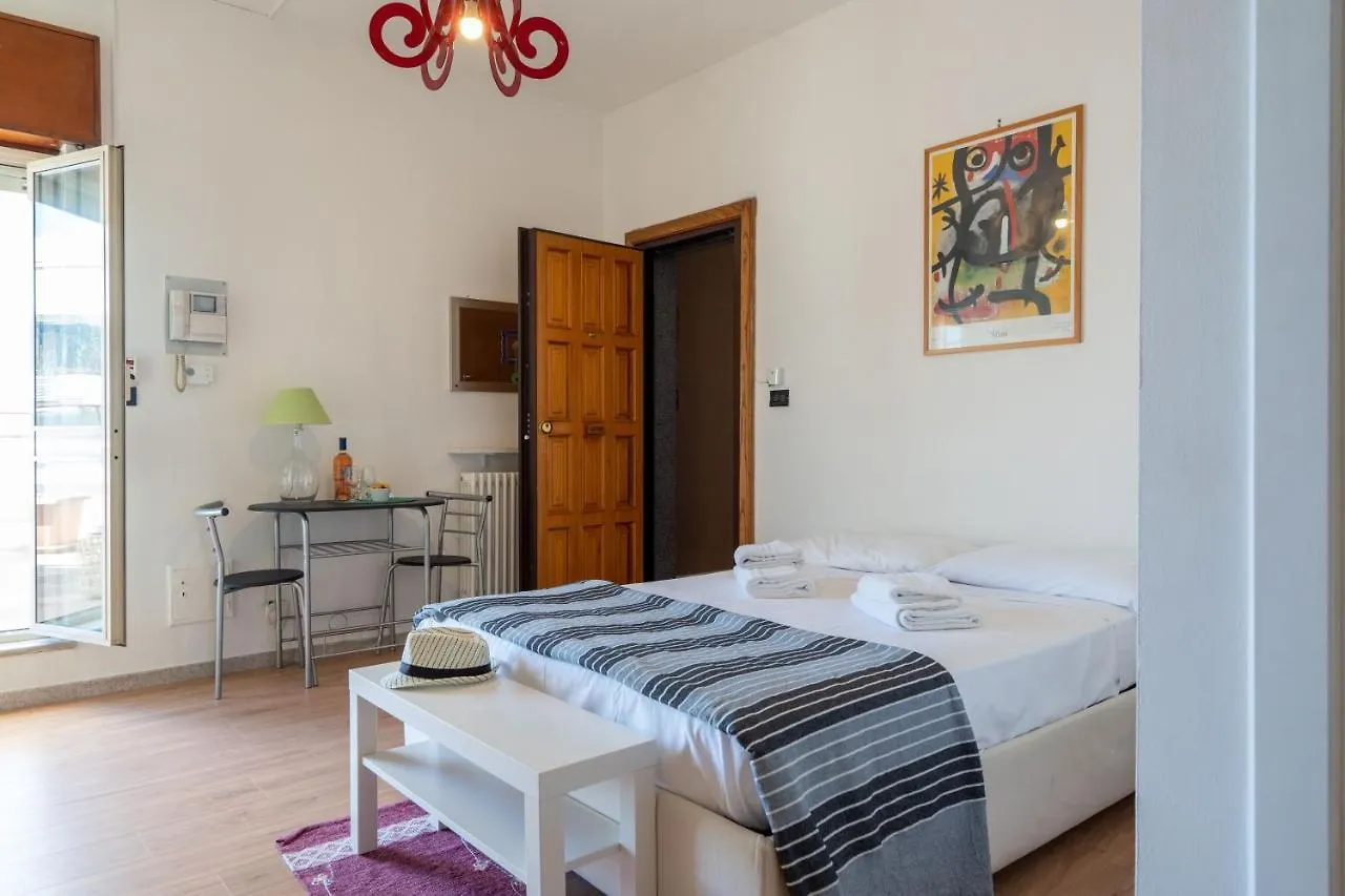 Bright Studio With Terrace & Parking Bari Appartement