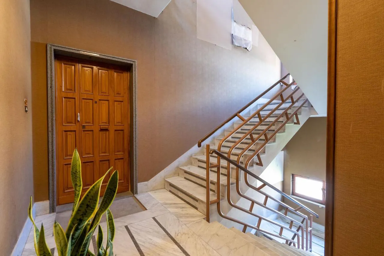 Bright Studio With Terrace & Parking Bari